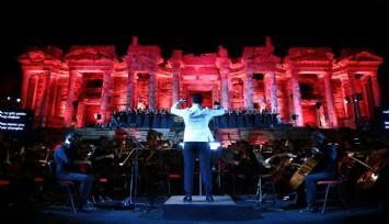 Carmina Burana Sardes'te sahnelenecek