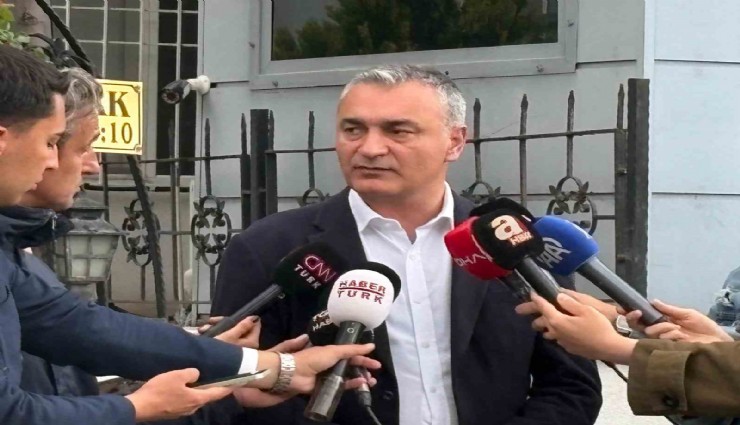 CHP'de yeni dönem: Kongre takvimi başlıyor, iki il başkanı ihraç edildi