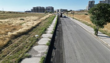 Çiğli’de hizmet atağı: Asfalt, temizlik ve aydınlatma çalışmaları hız kazandı