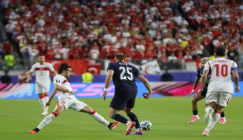 Dünya Kupası'na erken veda ettik: A Milliler, Paraguay kilidini açamadı: 0-1