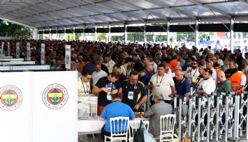 Fenerbahçe'de oy kullanma işlemi başladı