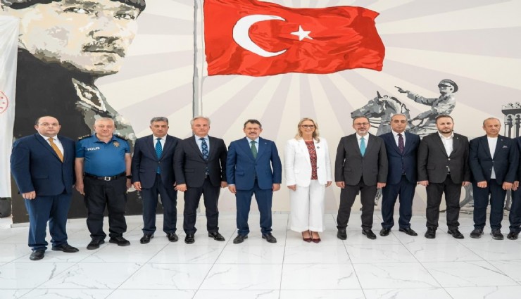 İzmir’de 6 Haziran Ceza İnfaz Personeli Günü kutlandı
