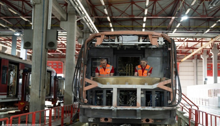 İzmir Metro kendi aracını kendi onarıyor