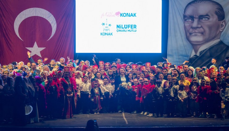 Konak’ta 20 yıllık halk oyunları geleneği coşkuyla kutlandı