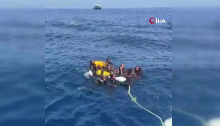 Türk gemi personeli Malta açıklarında 48 göçmeni kurtardı