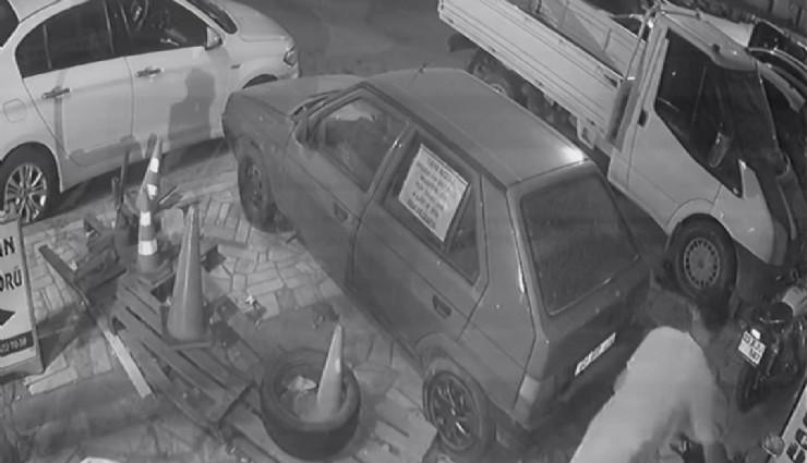 Afyonkarahisar'da motosiklet hırsızları kameraya yakalandı