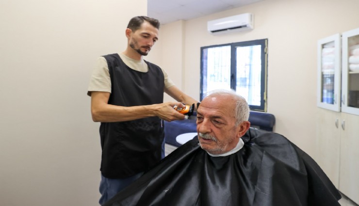 Buca'nın çınarları ücretsiz hizmetlerle hayata bağlanıyor