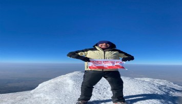 Emekli Ağrı Dağı'nın Zirvesinden seslendi