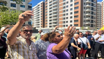 İzmir'de kentsel dönüşüm krizi: Mağdurlardan anahtarlı eylem