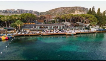 Kuşadası'nda görkemli kutlama