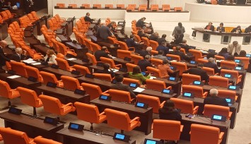 TBMM'de oturma düzeni değişti