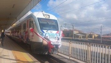 30 Ağustos’un izinde özel tren yolculuğu: Zafer Rotası Ekspresi Dumlupınar’a ulaştı