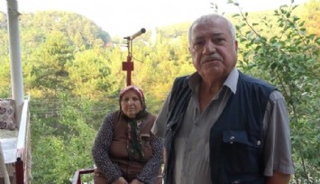 71 yaşındaki adam eşine asansör yaptı
