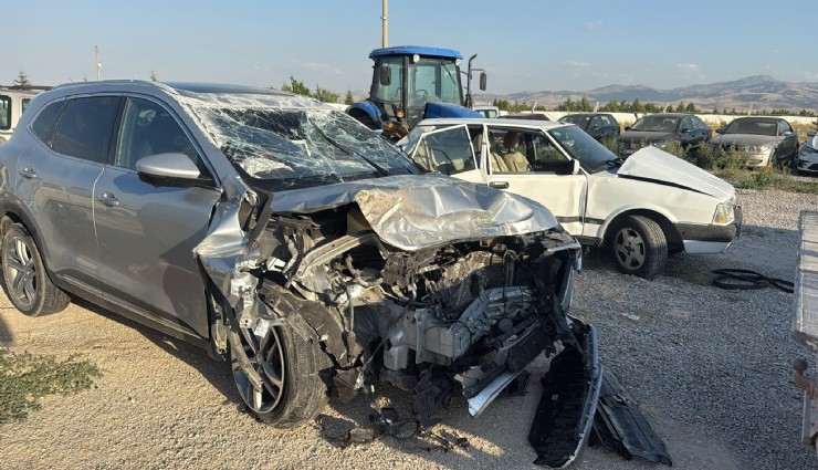 Afyonkarahisar’da trafik kazası can aldı