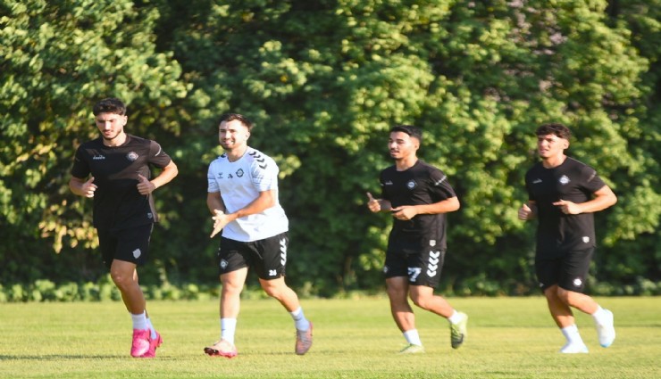 Altay yeni sezona eksik kadroyla başladı