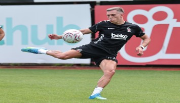 Beşiktaş'ta Leandro Trossard ilk antrenmanına çıktı