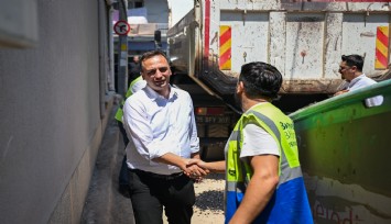 Bornova’da Çamdibi yolları asfaltla yenileniyor