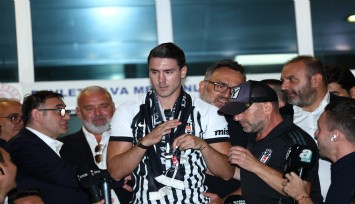 Dusan Vlahovic, Beşiktaş için İstanbul'a geldi