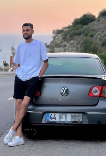 Fethiye’de feci kaza: Motosiklet sürücüsü hayatını kaybetti, 2 polis yaralandı