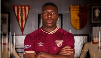 Göztepe'de Armstrong taraftarları büyülüyor
