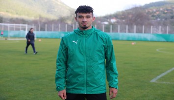 Göztepe, Gökdeniz Bayrakdar transferini gerçekleştirdi