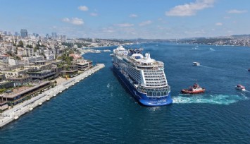 İstanbul Boğazı’nda dev kruvaziyer
