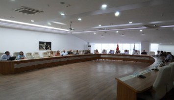 Karabağlar'da sahipsiz atıkların maliyeti yılda 80 milyon TL
