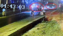 Kaza yerinde kahreden tesadüf: Ölen kişinin oğlu olduğunu görünce yıkıldı