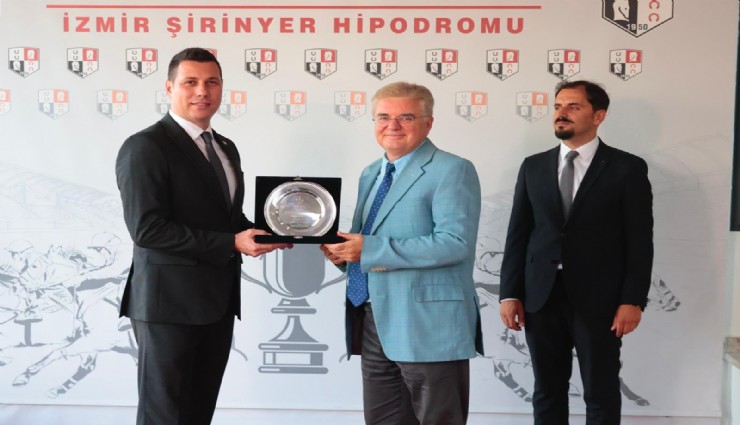 Konak Belediye Başkanlığı Koşusu’nda zafer Treasure Island’ın