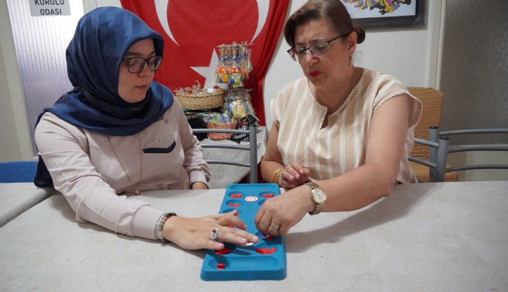 Manisa'nın ilk kadın mangala antrenörü