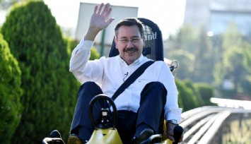 Melih Gökçek hakkında soruşturma başlatıldı