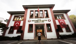Menteşe'de 100 yıllık belediye binası için vakıf kararı