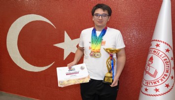 Singapur’dan İzmir’e büyük gurur