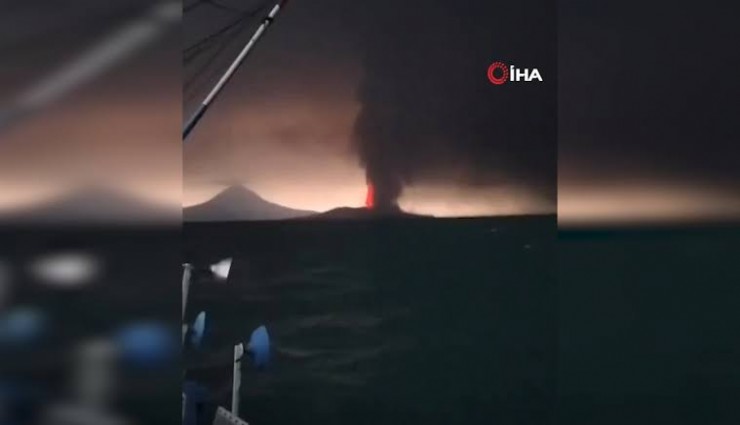 Anak Krakatau patlamaları hava trafiğini vurdu: 7 havalimanı kapatıldı