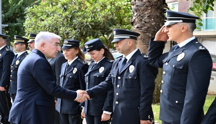 Aydın Emniyet Müdürlüğü’nde devir teslim: Faruk Karaduman göreve başladı