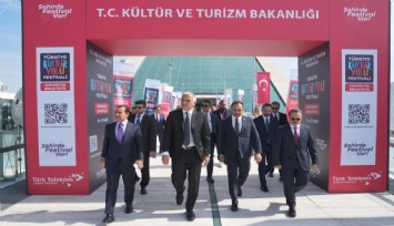 Bakan Ersoy açılışı yaptı: Ankara Kültür Yolu Festivali başladı