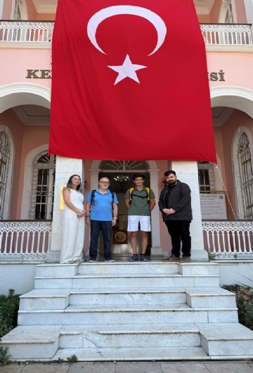 Buca’nın tarihi köşkünde 4 kuşak sonra anlamlı ziyaret