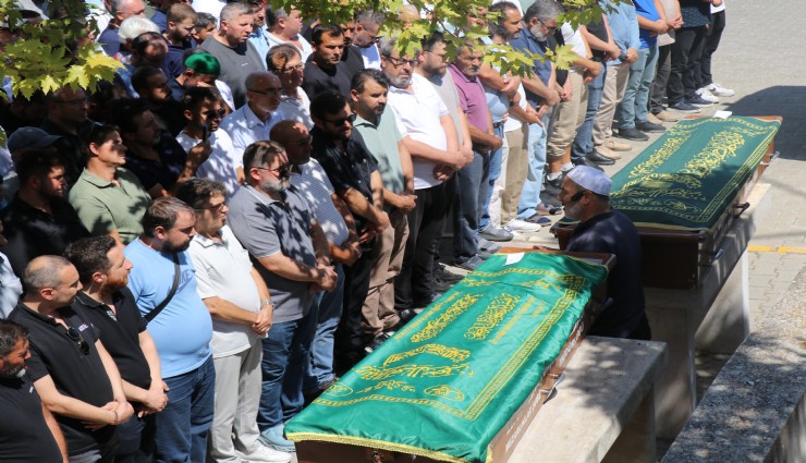 Denizli’de yürek yakan veda: Baba ve oğul aynı gün toprağa verildi