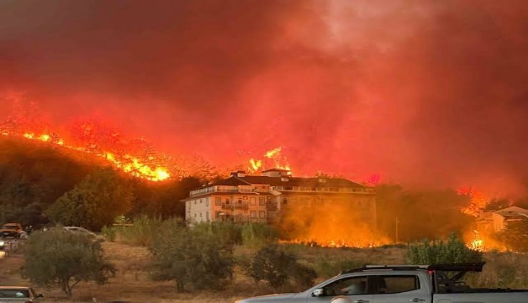 Fethiye’de orman yangını