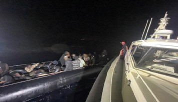 İzmir açıklarında göçmen operasyonu: 56 kişi yakalandı