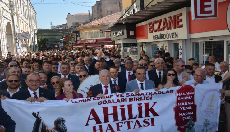 İzmir’de Ahilik coşkusu: Korteje vatandaşlardan büyük ilgi