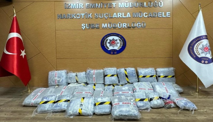 İzmir'de bir evde 80 kilo uyuşturucu ele geçirildi