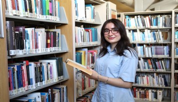 İzmirli genç, makalesiyle Avrupa'nın zirvesinde