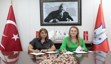 Konak'ta kadın cinayetleri için farkındalık