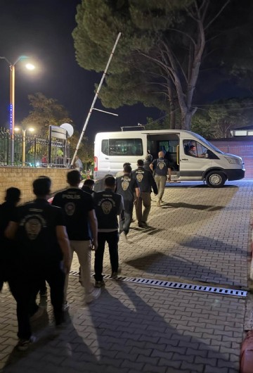 Manisa’da 102 milyon liralık dolandırıcılık operasyonu: 14 şüpheli tutuklandı