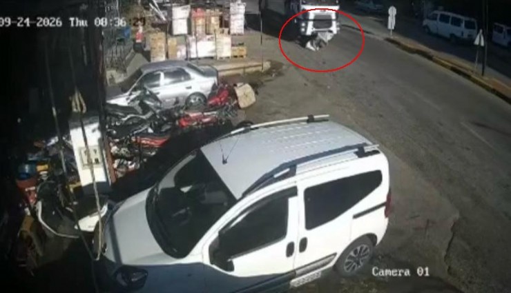 Manisa’da çöp kamyonu işçiye çarptı: 20 yaşındaki genç hayatını kaybetti