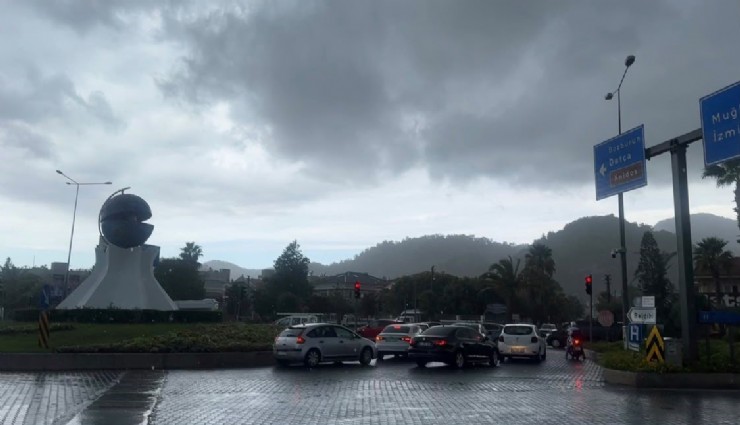 Marmaris’te sağanak yağış