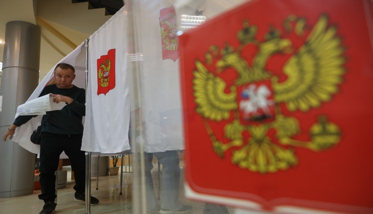 Rusya’daki parlamento seçimlerini Putin’in partisi kazandı