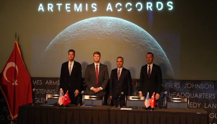 Türkiye, Artemis Anlaşmaları’na imza attı: Hedef 2027’de Ay’a ulaşmak